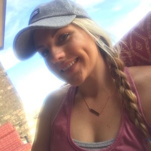 Meet your Posher, Riley